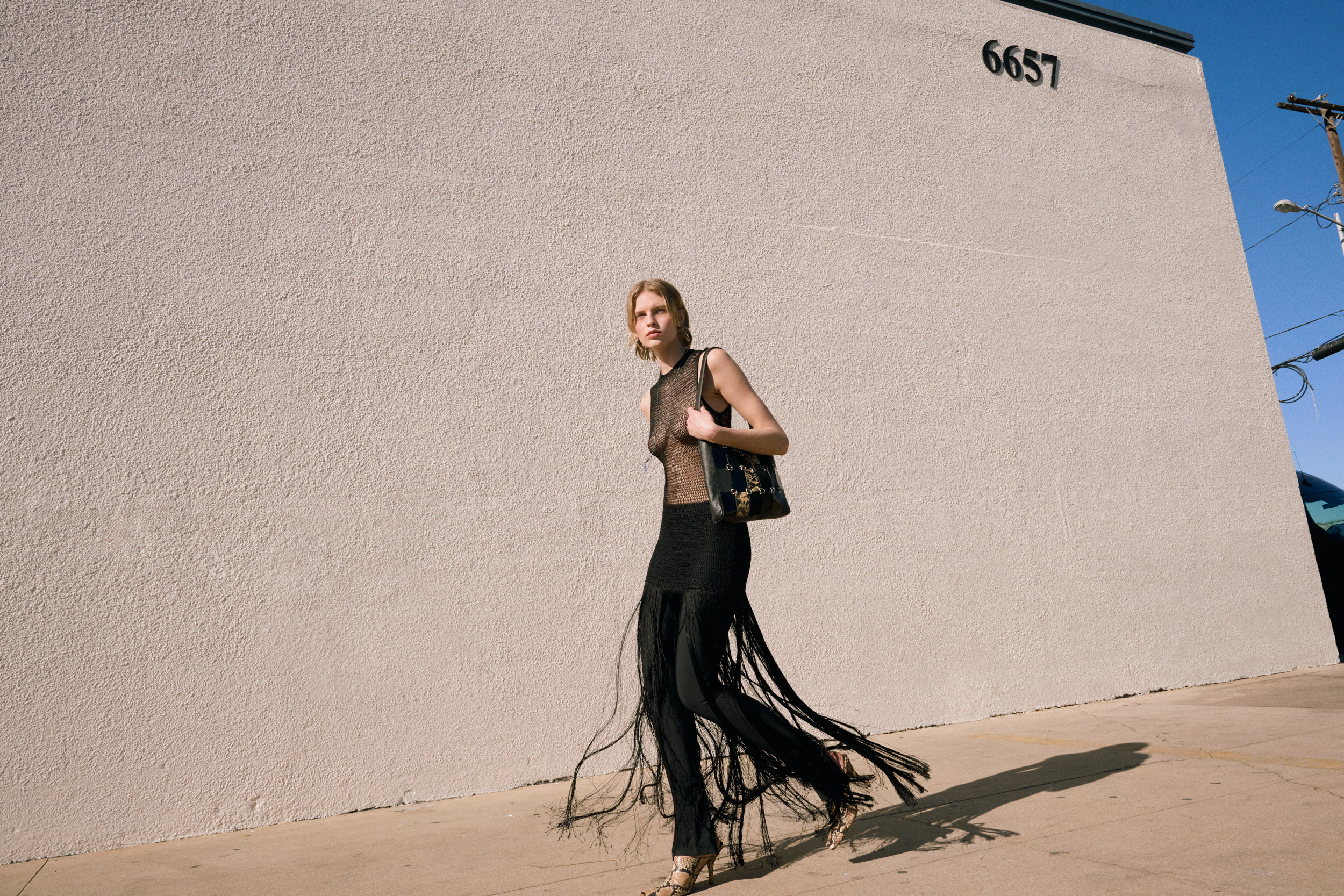 Mango Selection: A Nova Coleção Premium Que Une Sofisticação e Leveza franja vestido preto