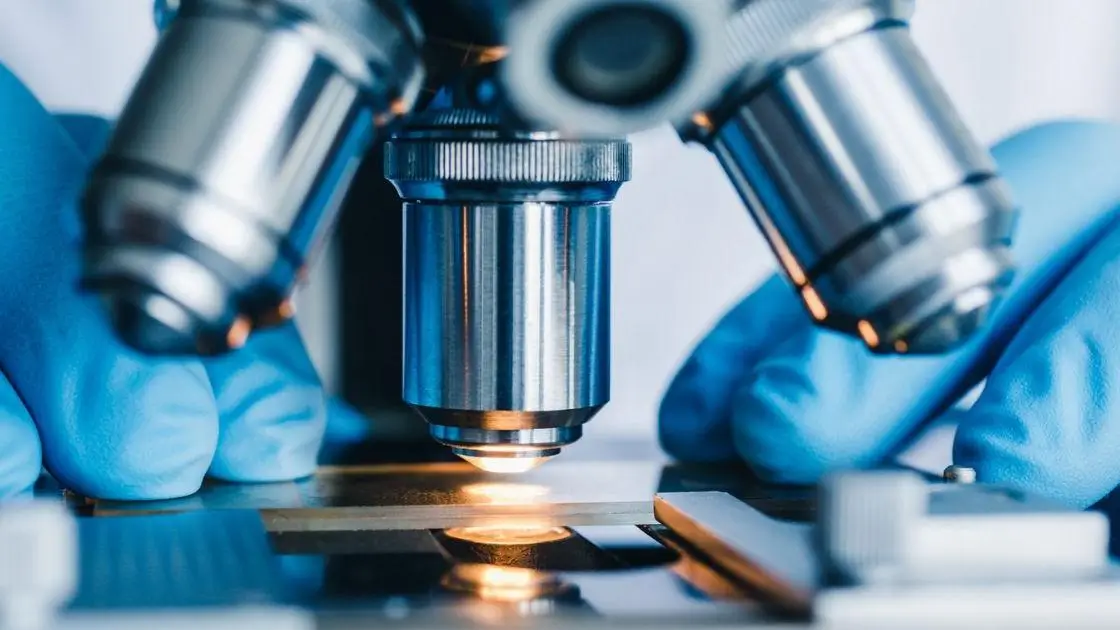 Consulta de Microscopia de Campo Escuro na Clínica Oriya Carcavelos