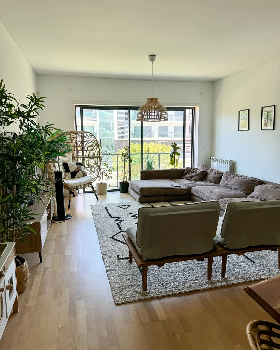 Montessori, DIY e Maternidade Real: Mafalda Magalhaez, a Mamacita Que Faz Tudo Acontecer sala de estar