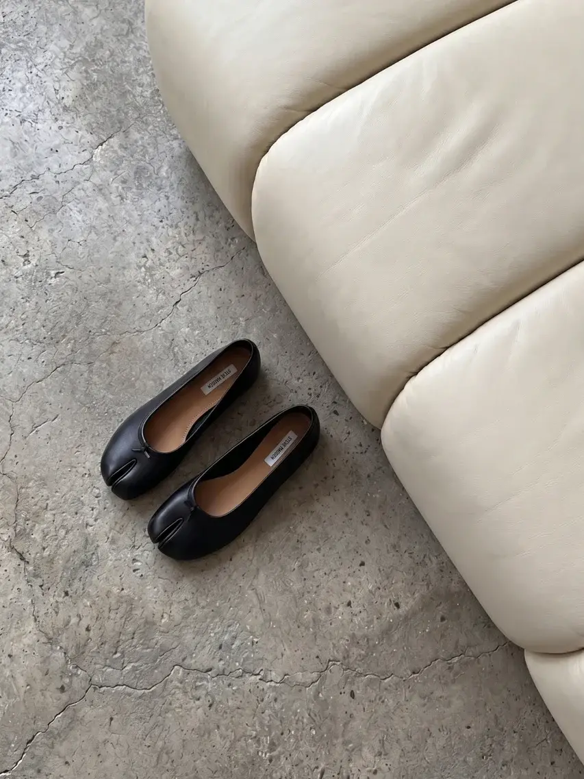 steve madden sabrinas pretas de pele dedo