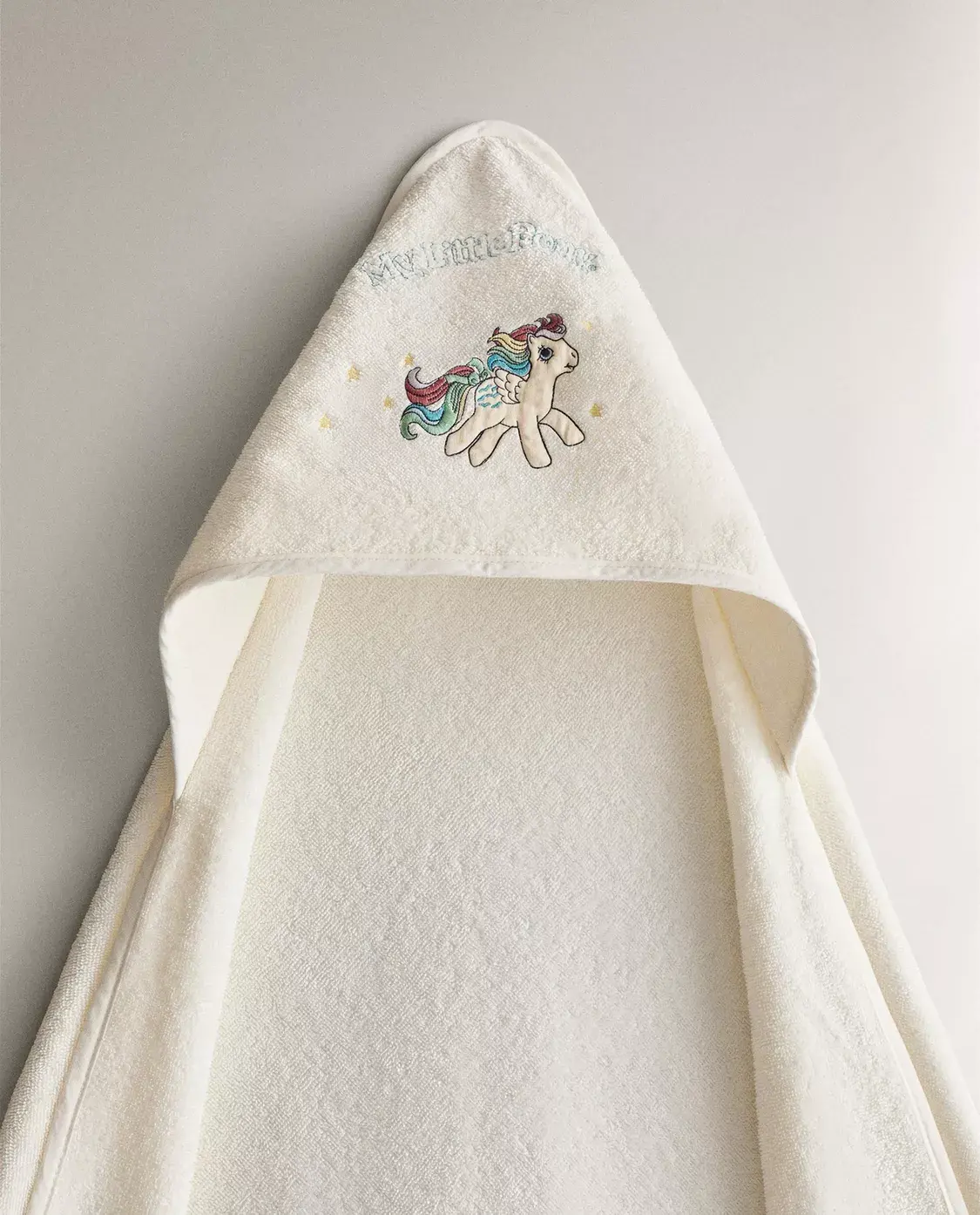 Toalha de banho com capuz de unicórnio e toalha de algodão turco My Little Pony Zara Home em tons pastel banho
