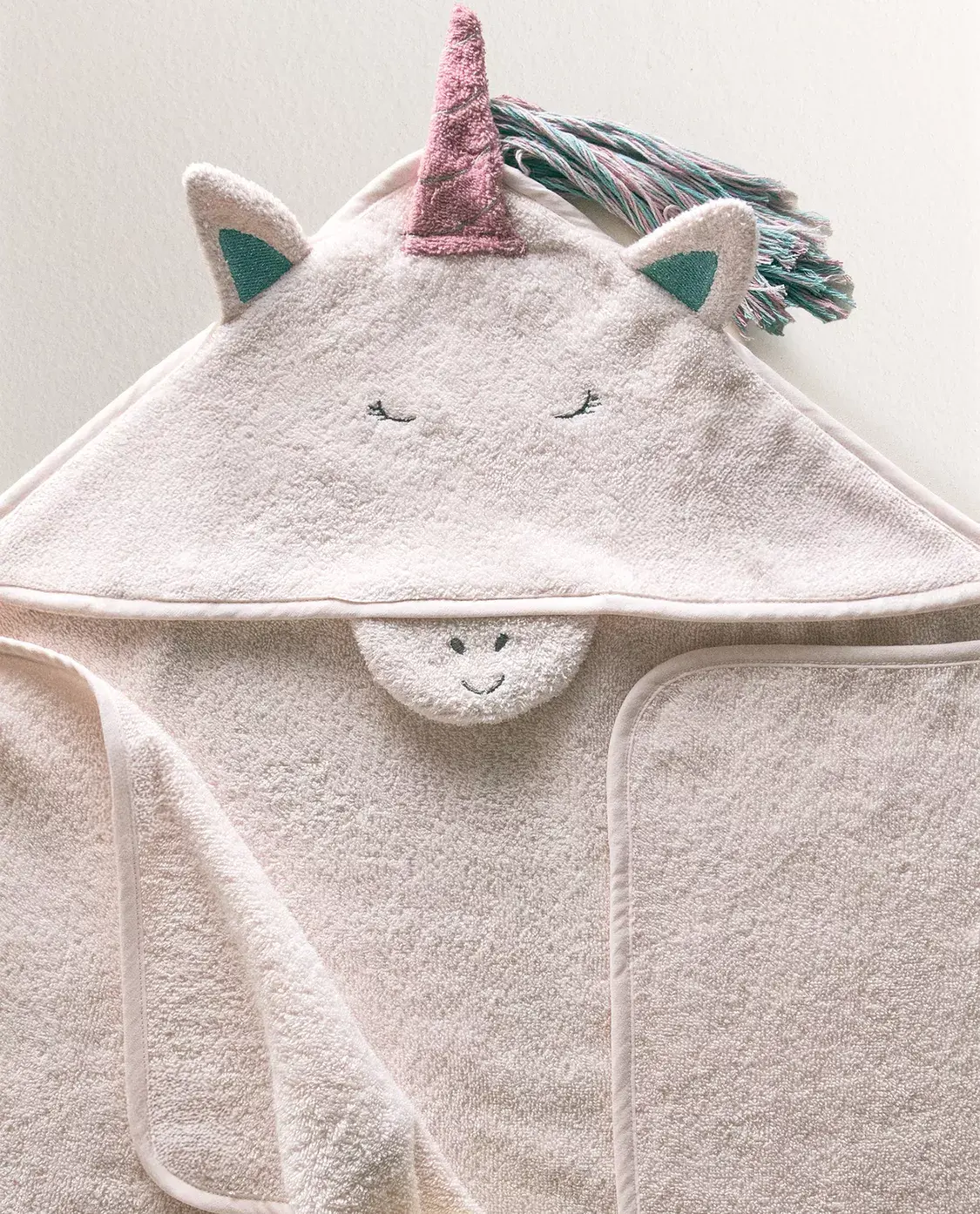 Toalha de banho com capuz de unicórnio e toalha de algodão turco My Little Pony Zara Home em tons pastel banho